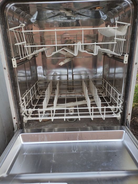 Посудомийка Whirlpool