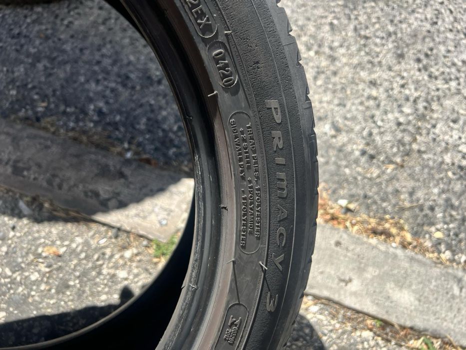 215/45/17 Michelin 4 pneus