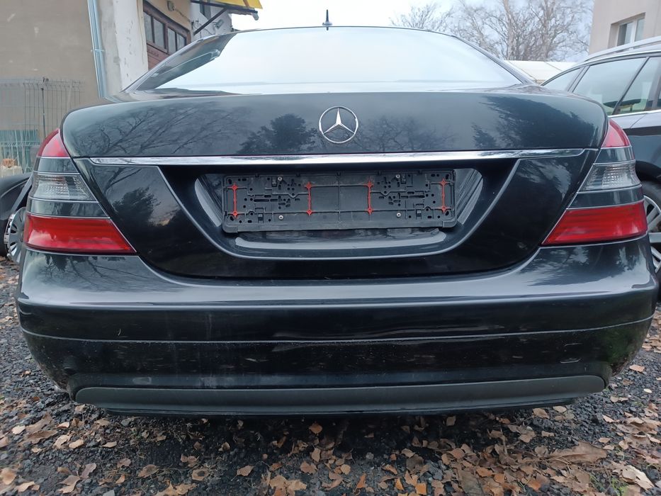 Mercedes W221 S-klasa - Klapa tył tylna kpl. C197