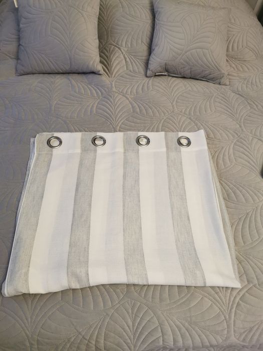 Zasłony na przelotkach 2 sztuki 140/260