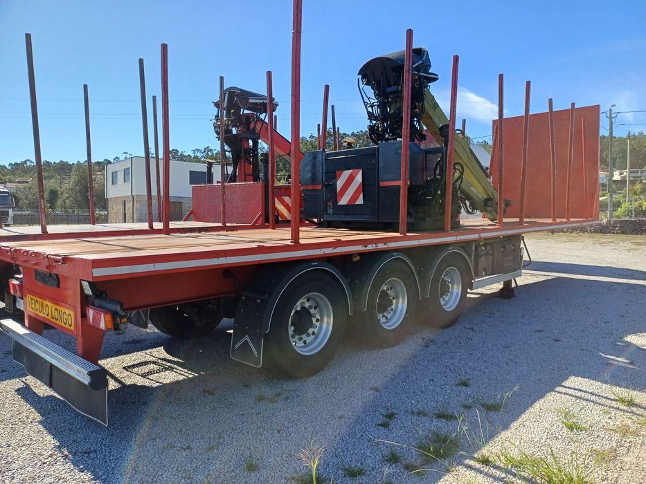 Semi reboque lecitrailer eixo d+ grua loglift 82s com motor