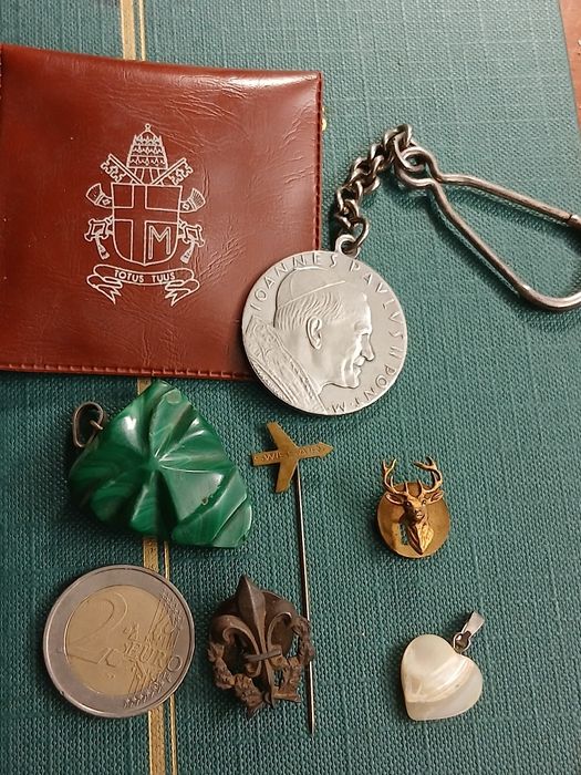Objetos antigos diversos