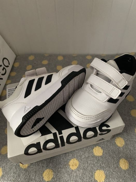 Взуття для хлопчика оригінал adidas 21 розмір