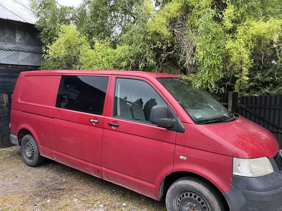 Sprzedam vw t5 uszkodzony silnik