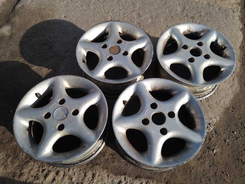 диски 4х108 R13 Ford Escort R13 Титанові