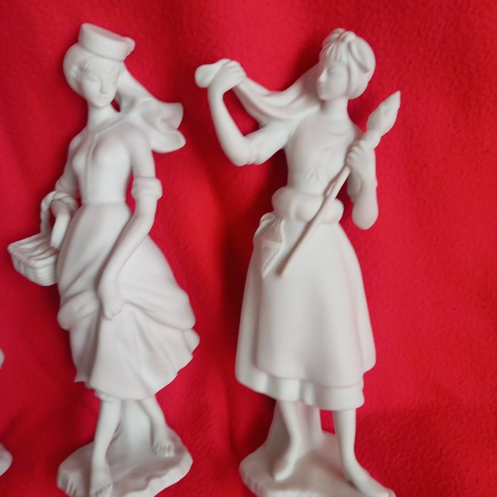 Figuras Regionais V.A. Bisquit. como novas