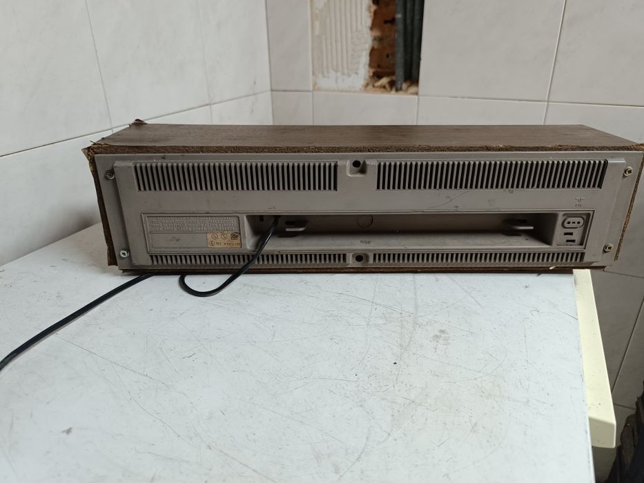 Rádio Philips antigo