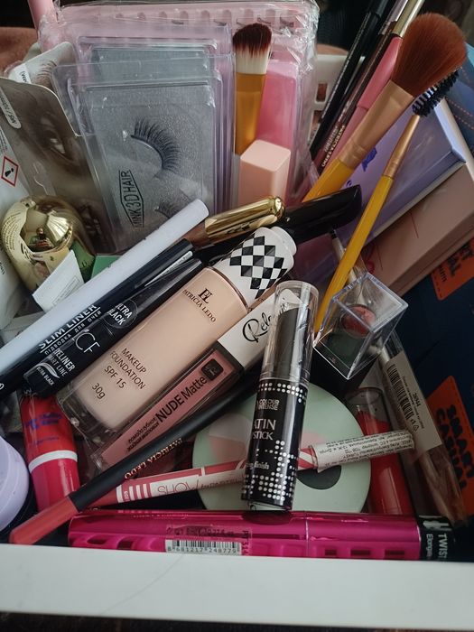 Набір косметики великий