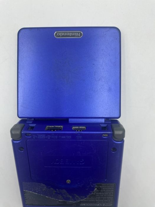 Nintendo Game Boy Advance SP