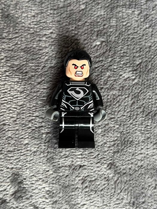 Lego Minifigurka DC Super Heroes: Generał Zod - sh078