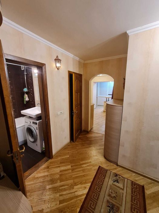 Здам 2 кімнатну квартиру за адресою Урлівська 4,Позняки, ТЦ River Mall