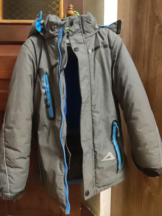 Зимова куртка на хлопчика