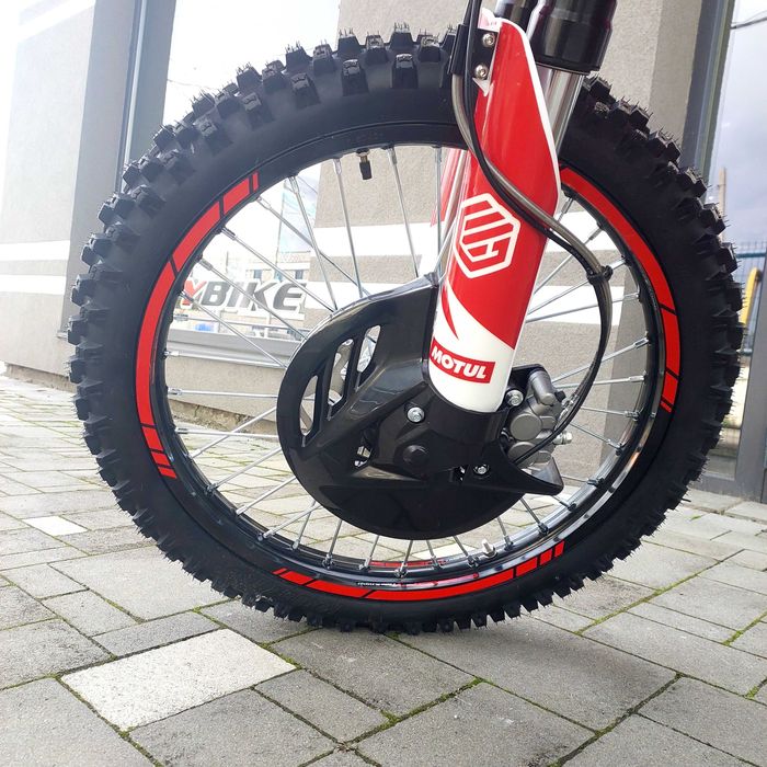 Мотоцикл GEON TRX 300 YGH, LX176FMN, 26 к.с, 21/18 балансвал, доставка