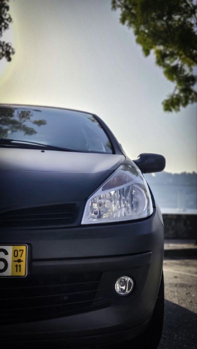 Renault Clio 1.2 16V 75cv Gasolina | 2007 | 185.000 km foto 3
