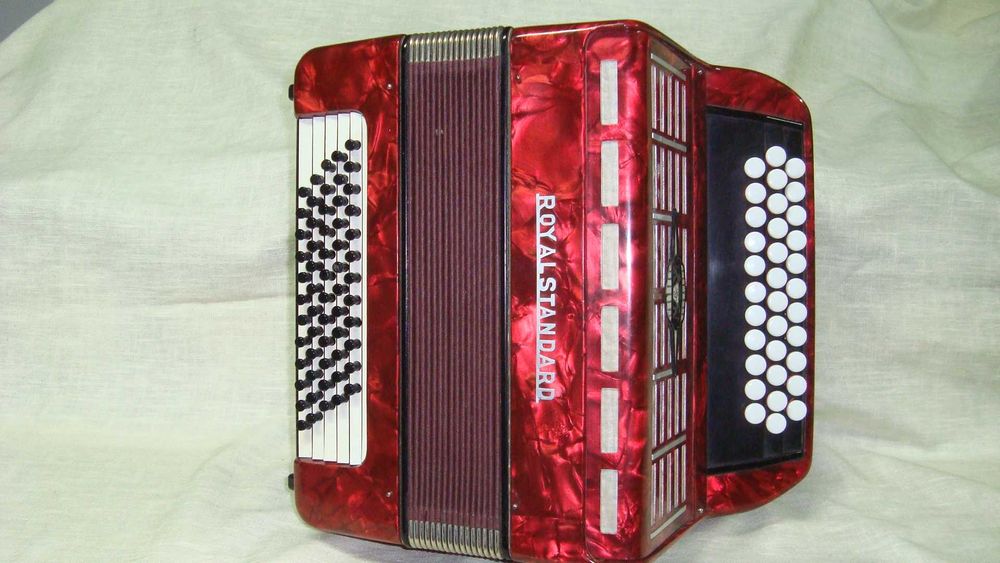 Acordeao Roy Standard  2 Voz. N 245