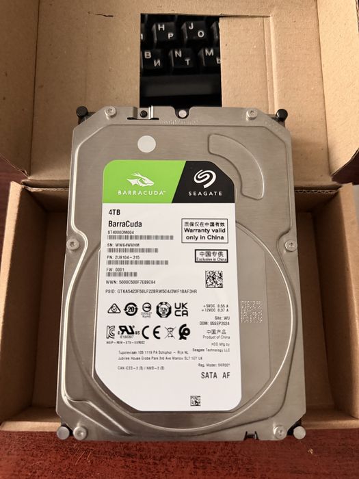 Жесткий диск SEAGATE BarraCuda, 4T, 5400rpm