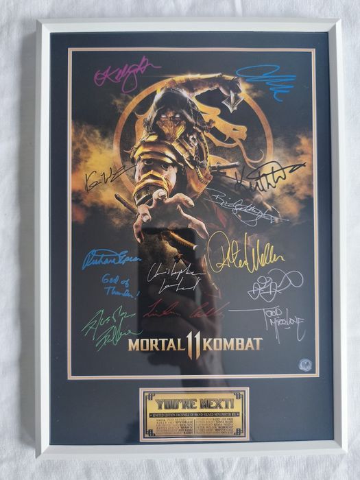 Moldura Game Mortal Kombat 11 com Autógrafos (A4)
