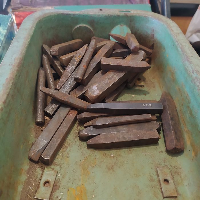 Клейма разные буквы и цифры времени союза 110 шт цена за всё