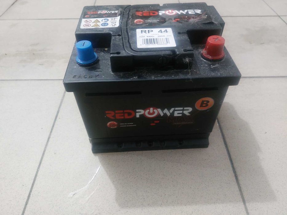 Bateria Automóvel, 12 Volts, 44 Amperes.
