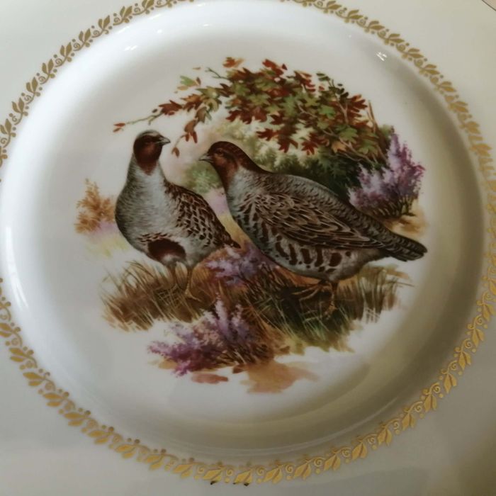 Serviço de porcelana francesa de 14 peças