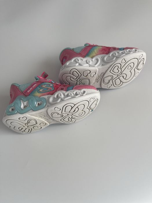 Кросівки для дівчинки Skechers 22