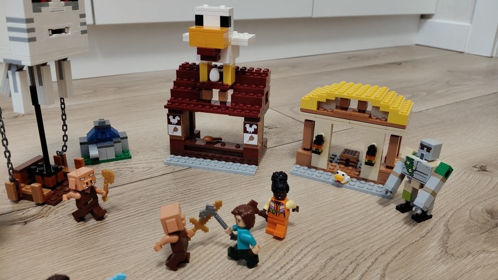 Лего Майнкрафт, Lego Minecraft 21273