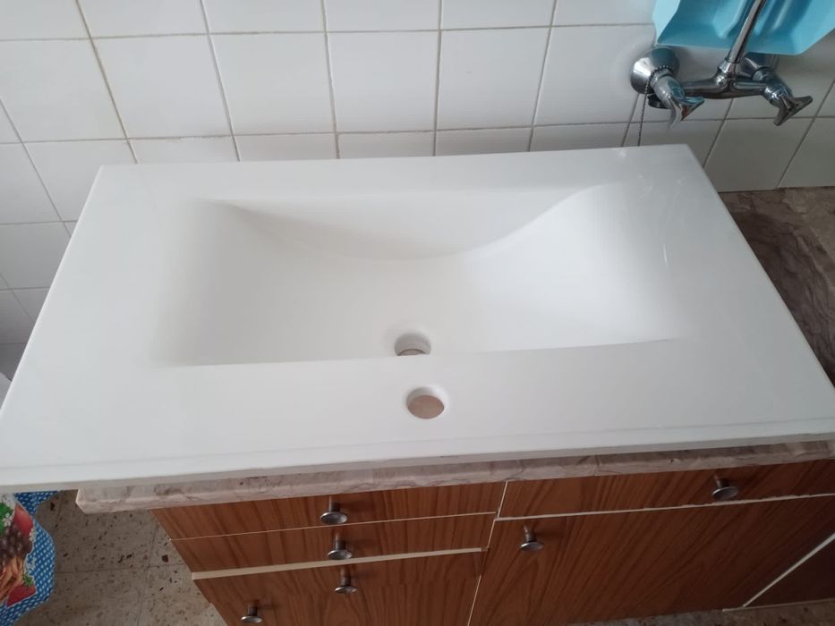 Vendo  Lavatoria, estado Nova.