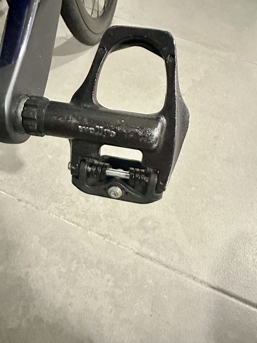 Pedais Estrada - Bom Estado