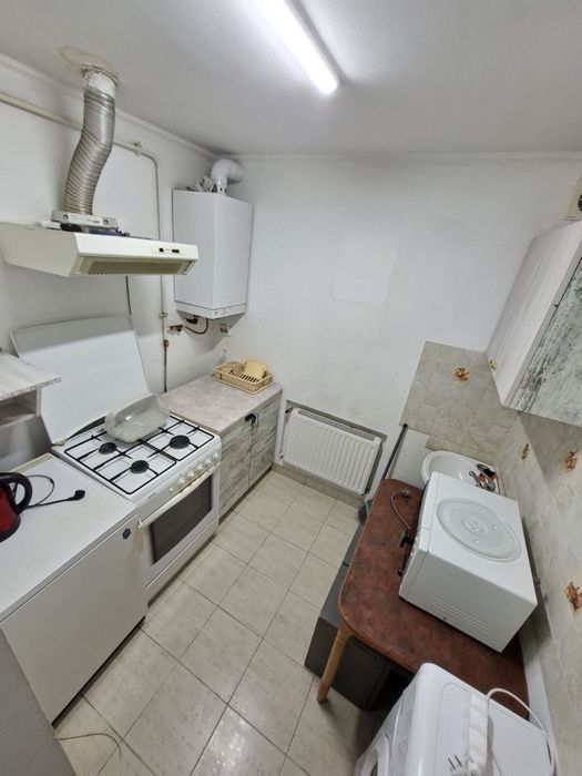 Продаж двокімнатної квартири,півособняк