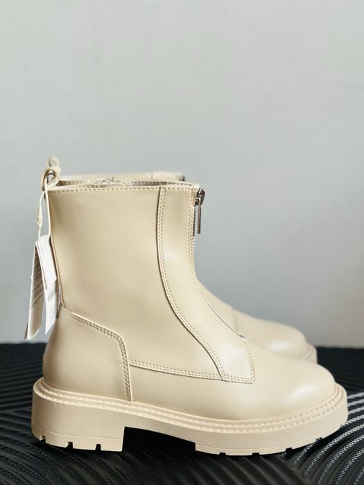 Черевики-челсі Zara.  Розмір 32,34,35,36,37,38,39.