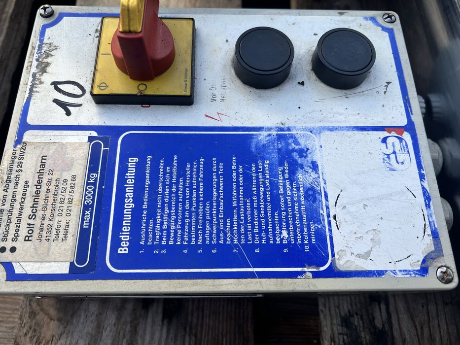 Podnośnik podposadzkowy Autop Maha szeroki rozstaw