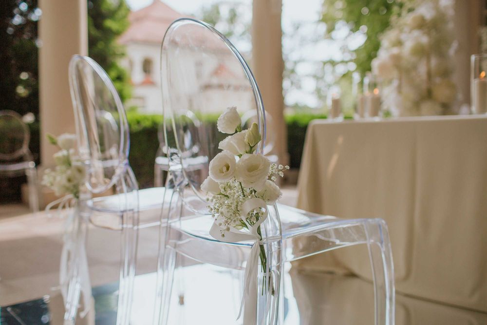 Wynajem krzeseł Ghost - przezroczyste, transparentne na ślub i wesele
