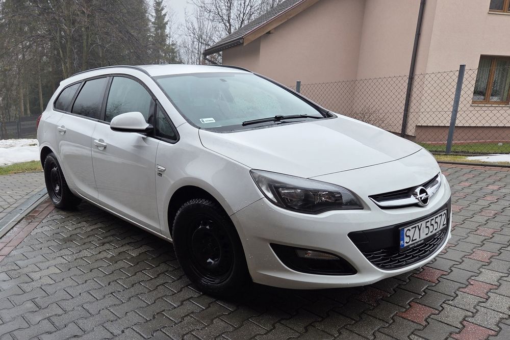 Opel Astra J 1.4 Turbo + LPG | 2012 | 172 tys. km | Ekonomiczny
