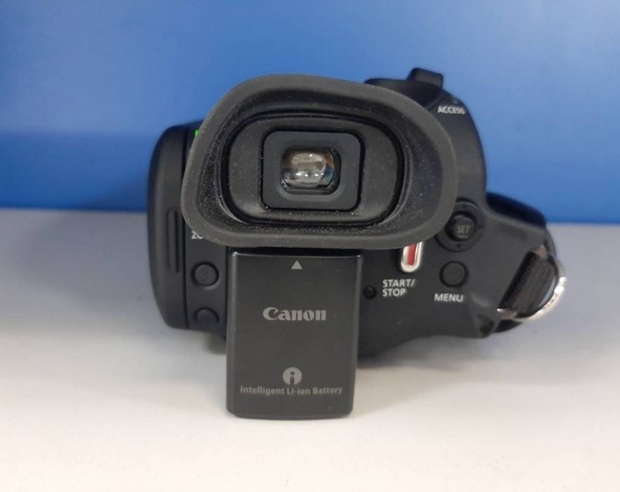 Canon LEGRIA HF G50  4К