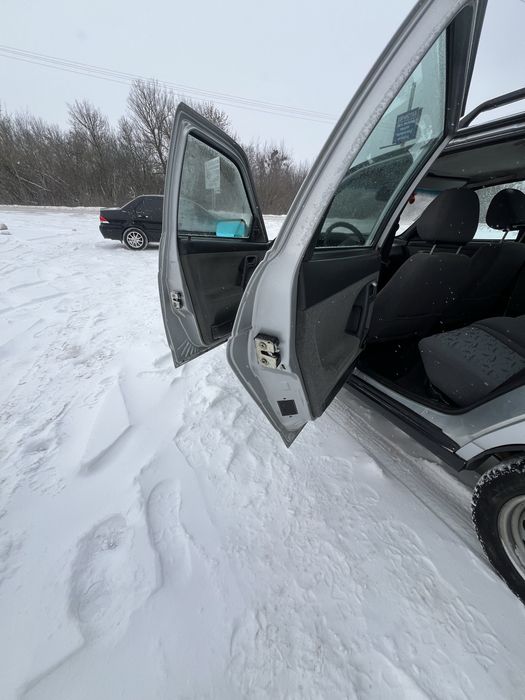 ВАЗ 2111 1.6 газ бензин