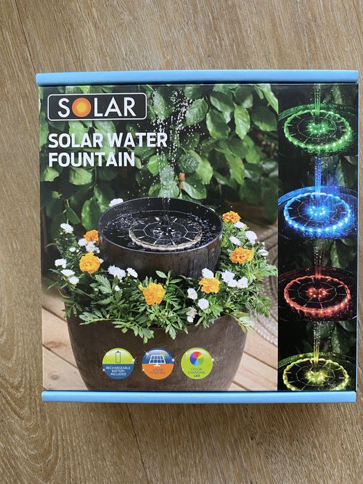 Fontanna ogrodowa solarna