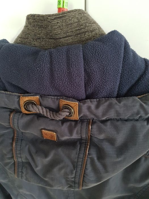 Piękna  damska kurtka  Naketano