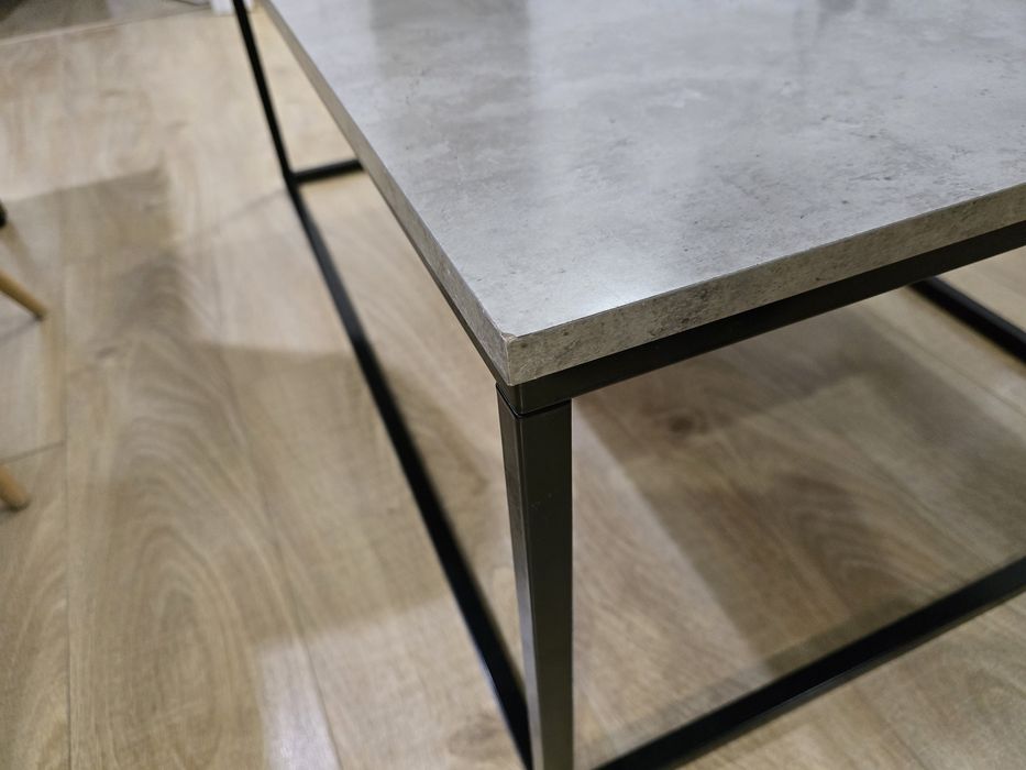 Стіл кавовий Dokkedal