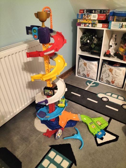 Tor wyścigowy tut tut