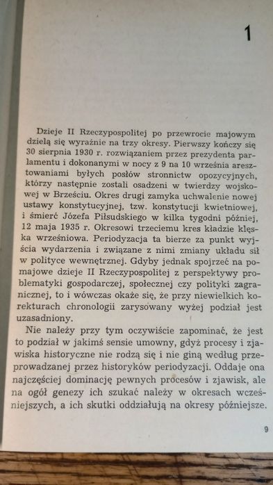 Od maja do Brześcia. Andrzej Garlicki