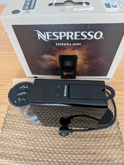 Maquina Nespresso | Essenza Mini Nespresso Piano Black C30