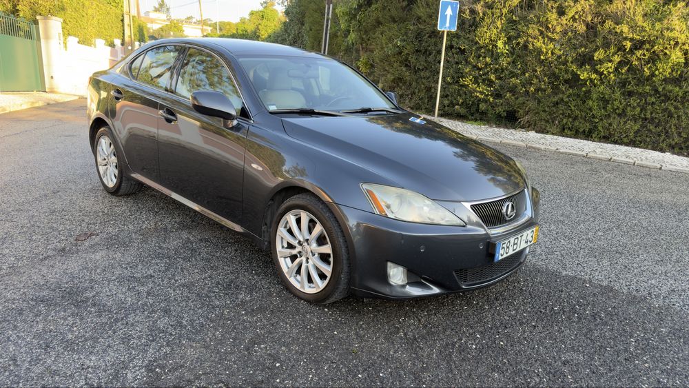 LEXUS IS 220 DIESEL 177 CAVALOS NACIONAL 1 DONO