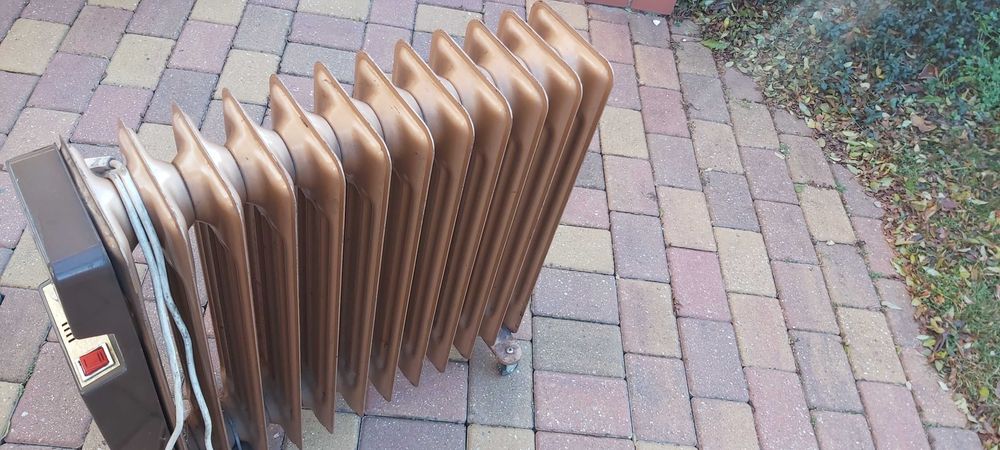 grzejnik olejowy niemiecki De luxe 1250/2000 W