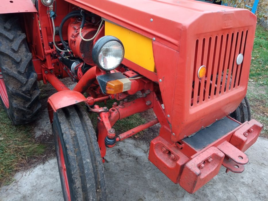 Продам трактор АТ-1, Т-25