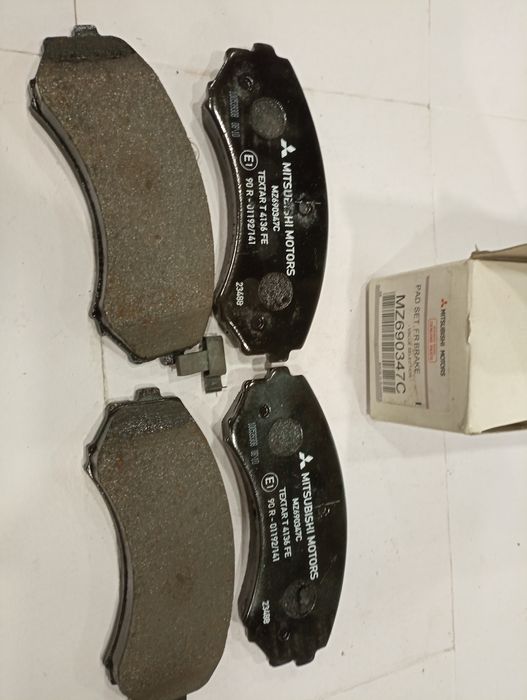 Pastilhas - mitsubishi pajero iii canvas top (v6_w, v7_w) | 00 - 06