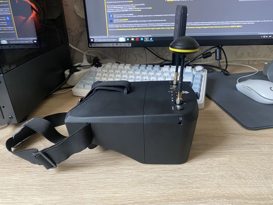 FPV шолом EV800D
