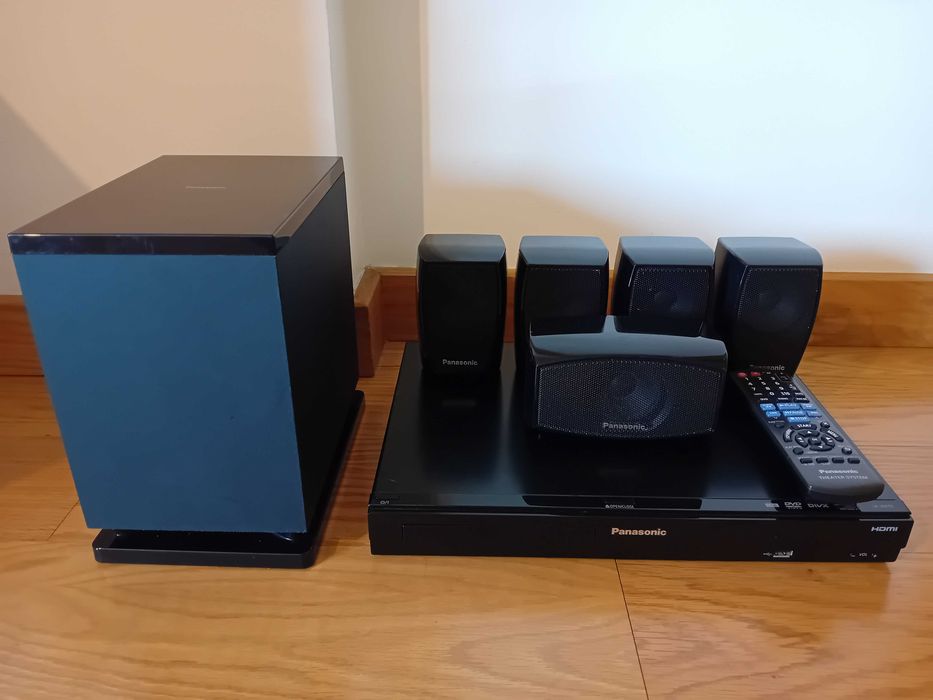 Home Cinema 5.1 Panasonic 400W DVD CD ARC USB Rádio + 5 colunas + Subwoofer (Impecável)