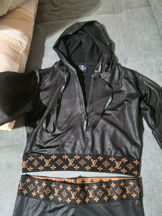 Dres komplet. LV  nowy