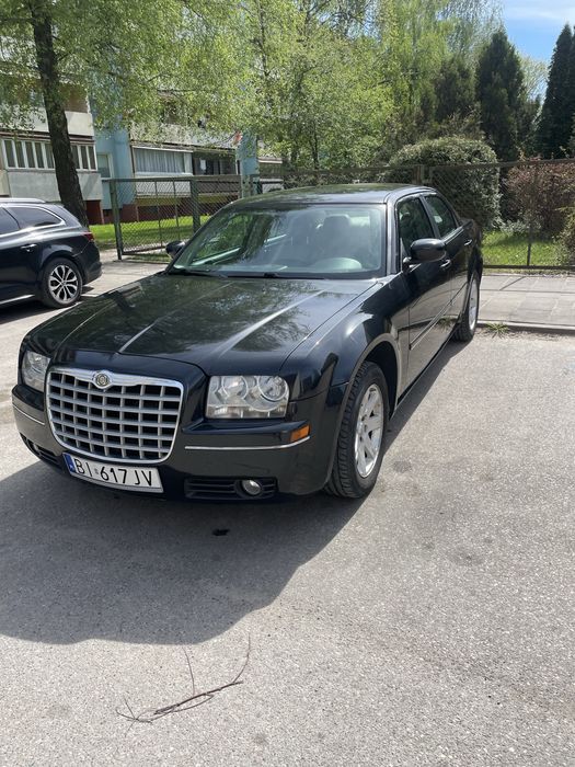 Chrysler 300 touring 3,6 benzyna