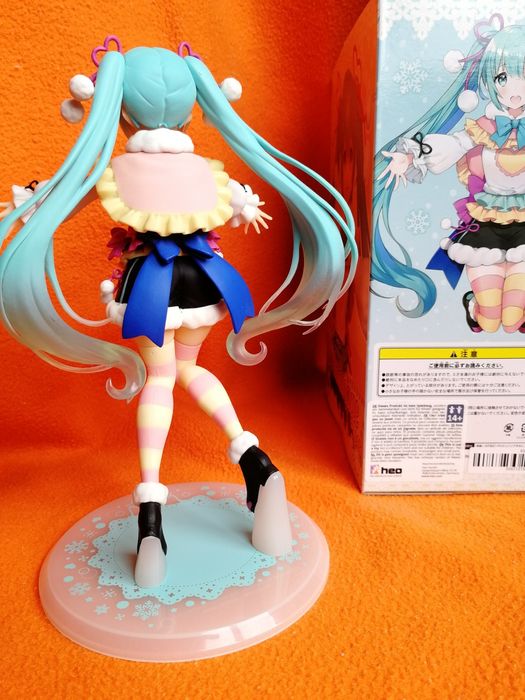 Hatsune Miku Winter Image Ver